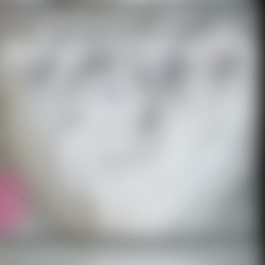 るい832