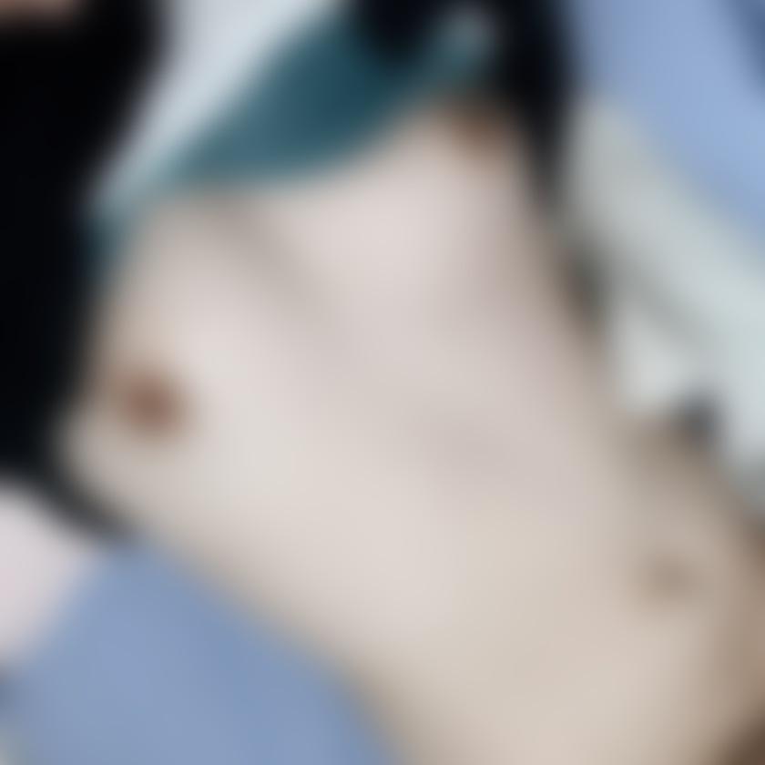 おっぱい公開♡