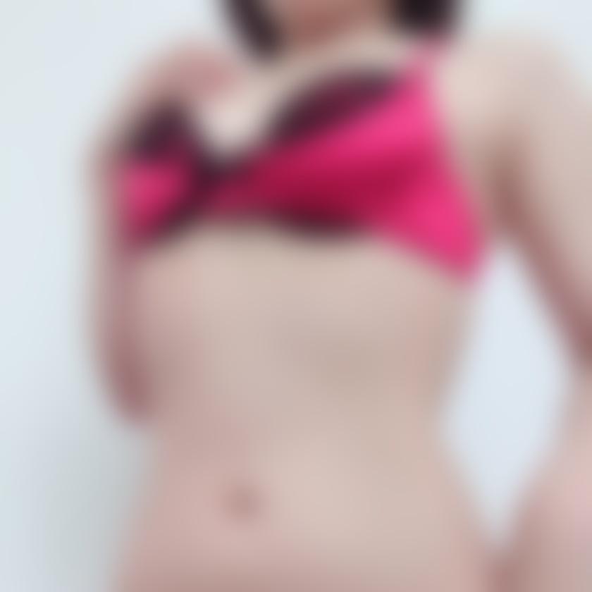 自慢のクビレ