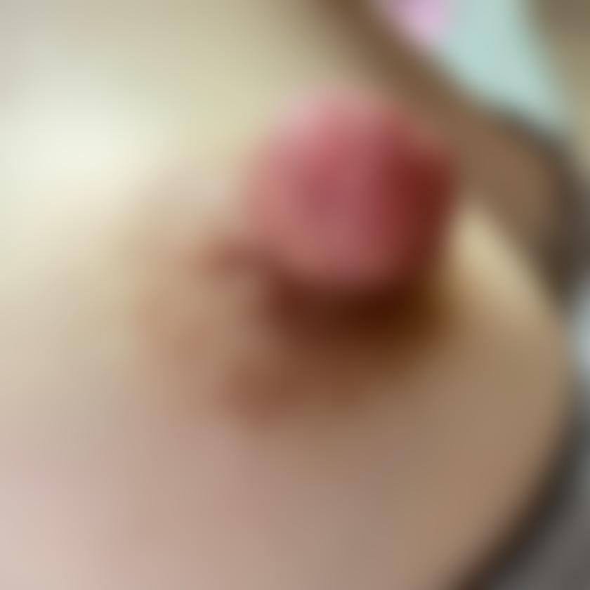 乳首ドアップ